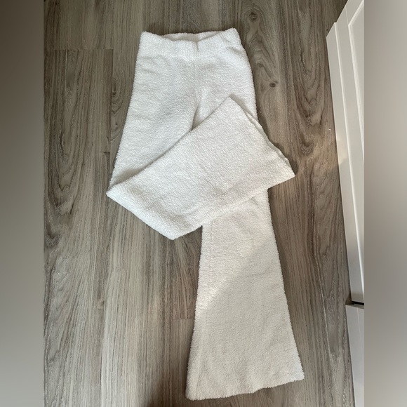 White teddy flared pants - Picture 2 of 2